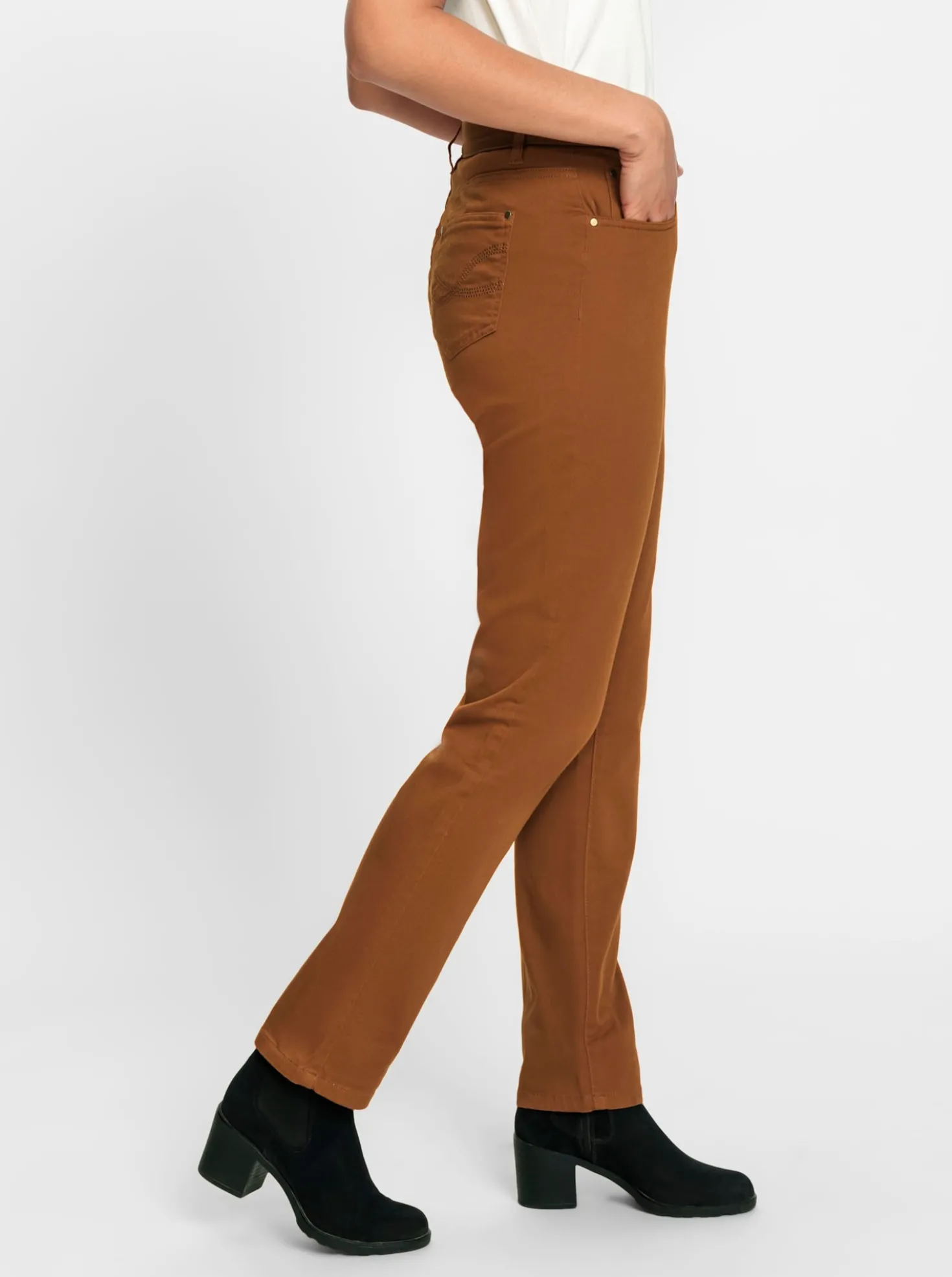 5-Pocket-Jeans mit bestickten Gesäßtaschen