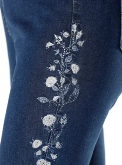 5-Pocket-Jeans mit Push-up-Effekt