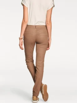 Röhrenhose in Stretch-Qualität