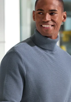 Rollkragenpullover