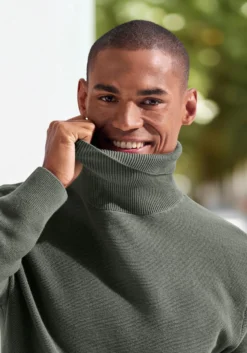 Rollkragenpullover