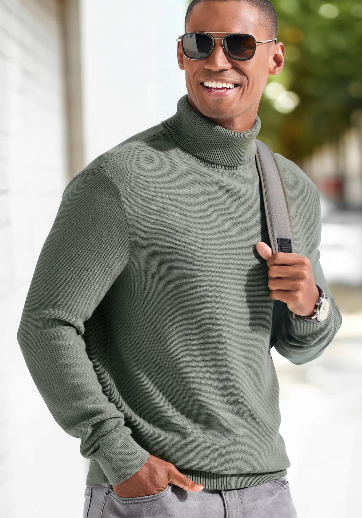 Rollkragenpullover