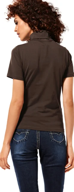 Rollkragenshirt in taillierter Form