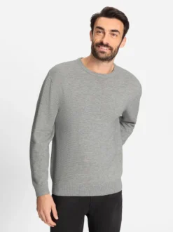 Rundhalspullover mit Linksstrick-Muster