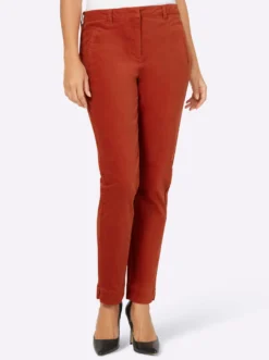 Samthose mit Zierpaspel-Taschen hinten