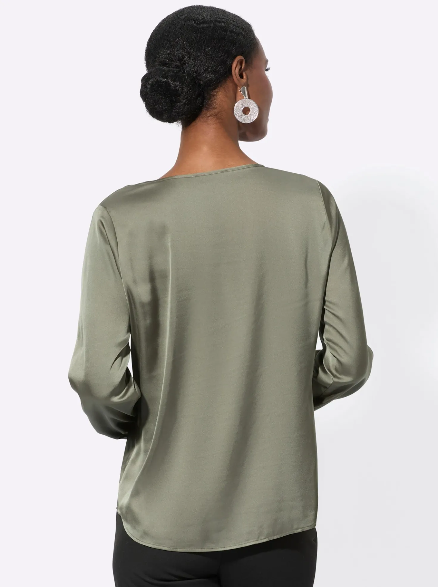 Satinbluse mit edlem, mattem Schimmer
