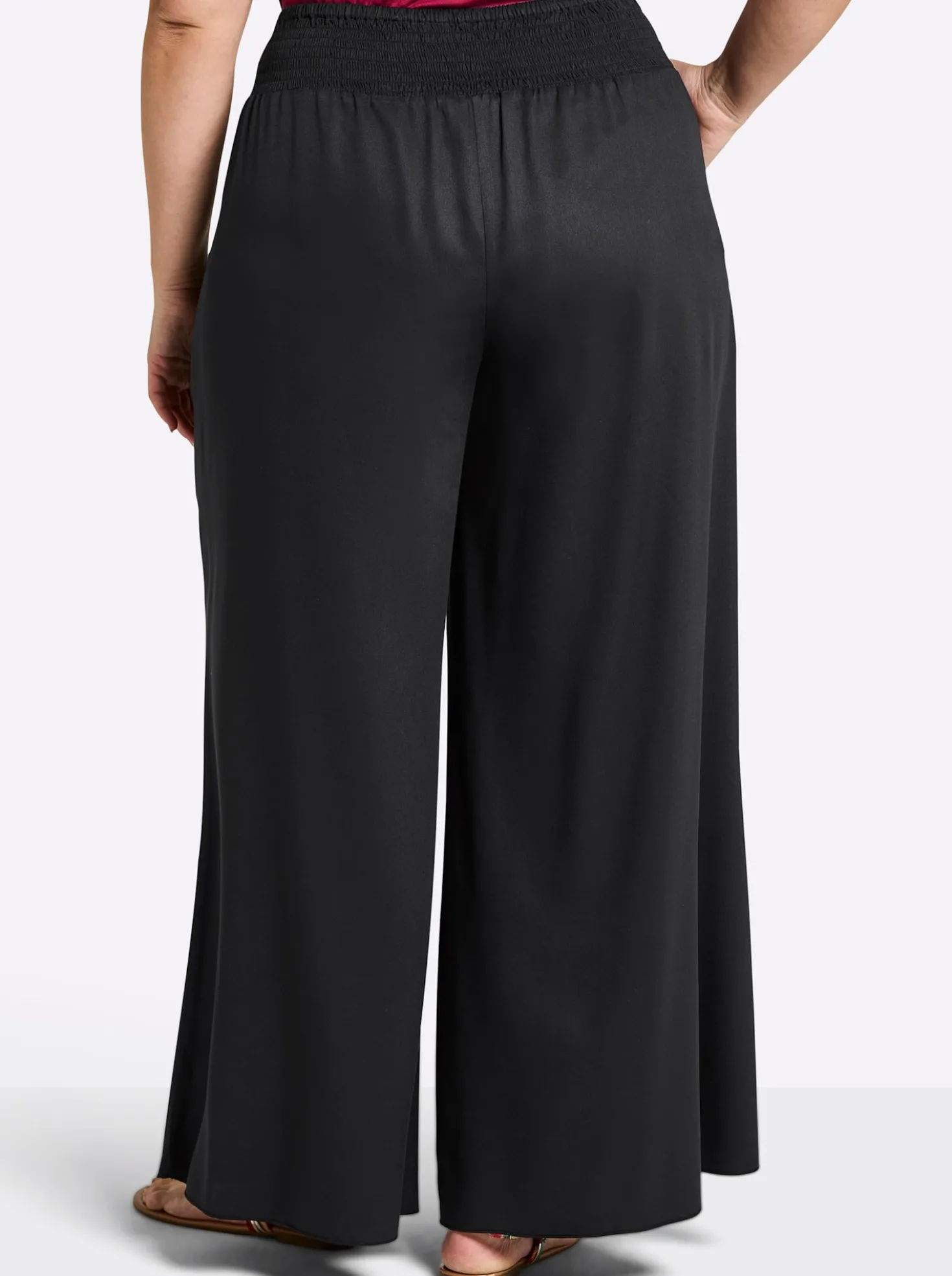 Schlupfhose mit Babylock-Wellensaum