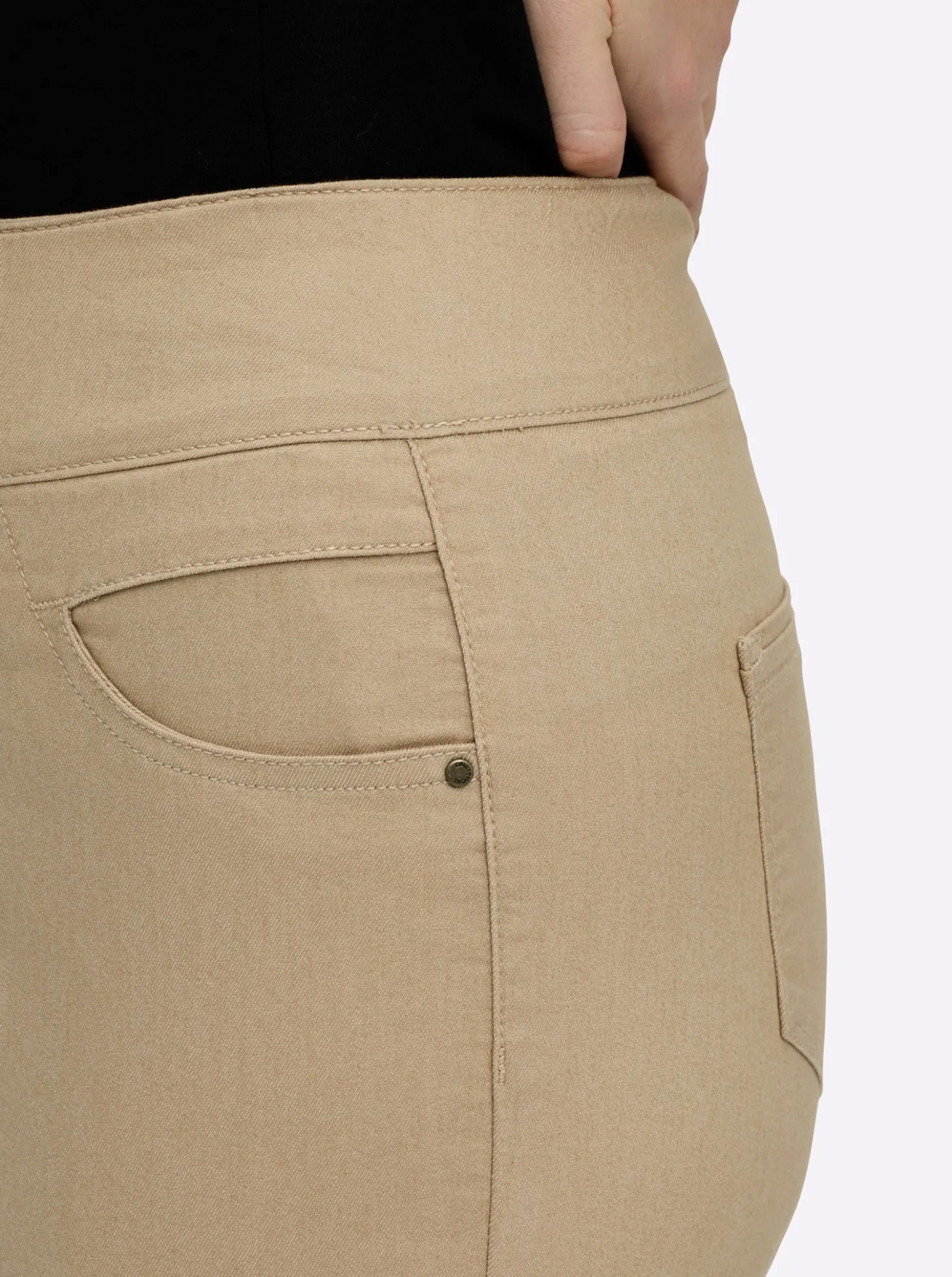 Schlupfhose mit hohem Dehnbund