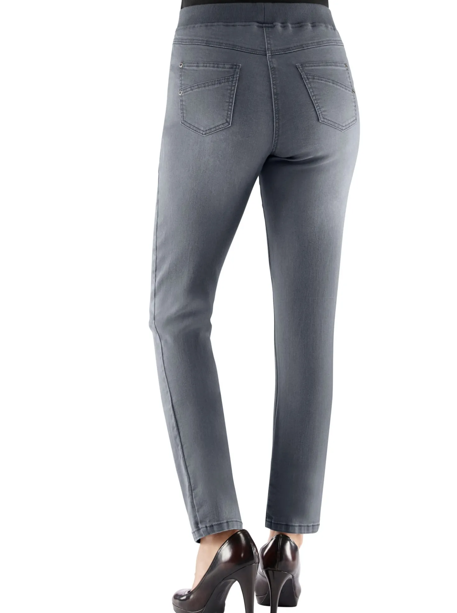 Schlupfjeans mit geripptem Strick-Dehnbund