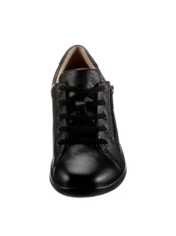 Schnürschuh