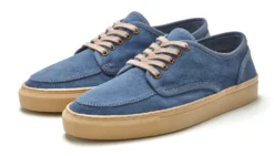 Schnürschuh