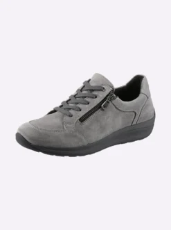 Schnürschuh für kräftige Füße