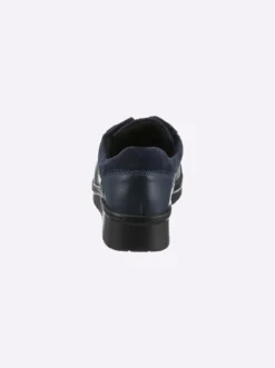 Schnürschuh für kräftige Füße