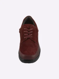 Schnürschuh für kräftige Füße