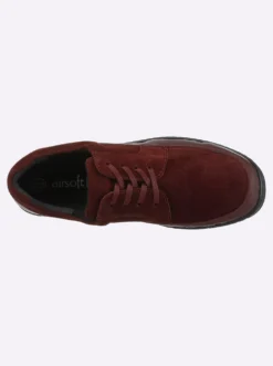 Schnürschuh für kräftige Füße