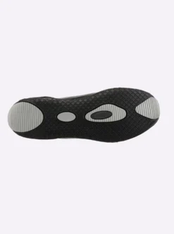 Schnürschuh mit flexibler Laufsohle