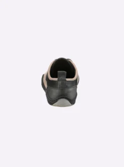 Schnürschuh mit flexibler Laufsohle