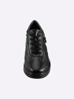 Schnürschuh mit Polsterung