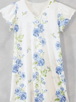 Sleepshirt mit Häkelspitze am Ausschnitt
