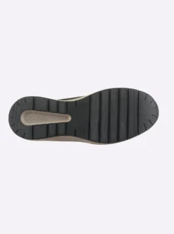 Slipper für kräftige Füße