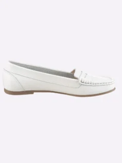 Slipper in Mokassin-Machart