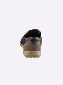 Slipper mit Perforation