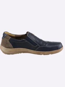Slipper mit Perforation