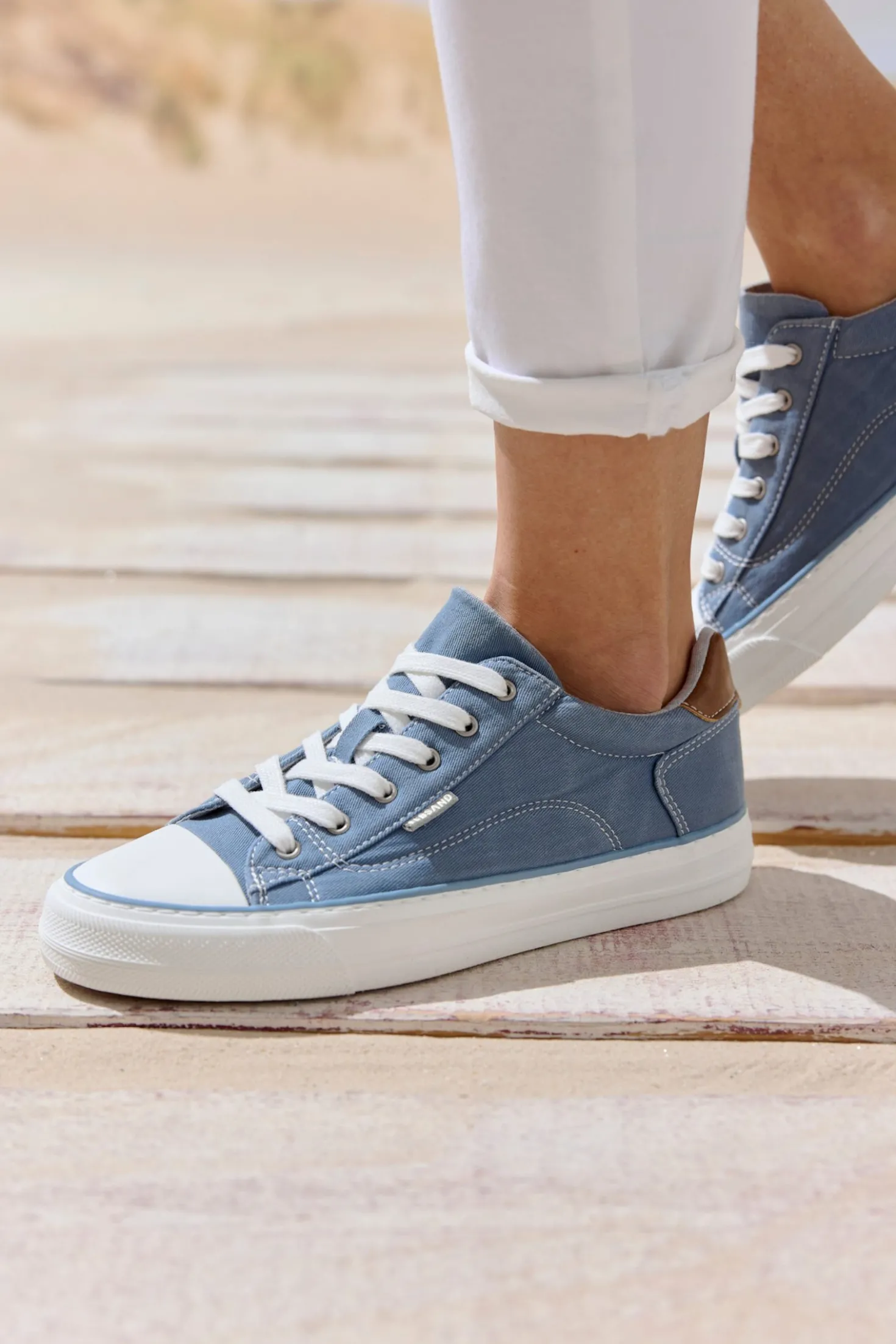 Sneaker