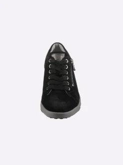 Sneaker für kräftige Füße