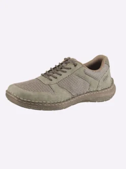 Sneaker für kräftige Füße