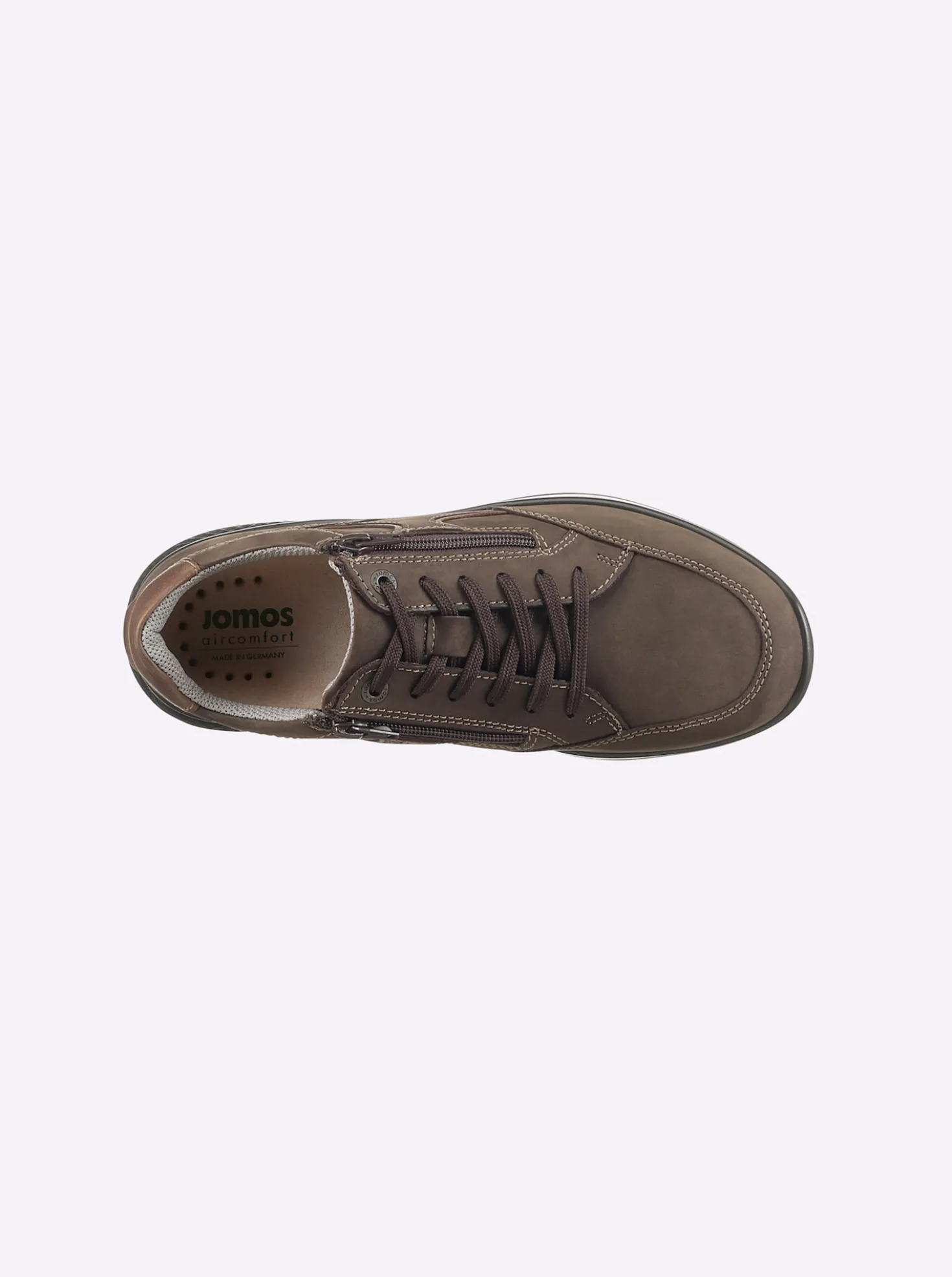 Sneaker für sehr kräftige Füße