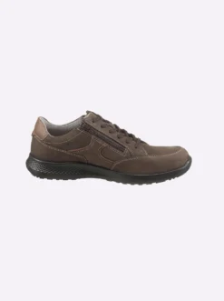 Sneaker für sehr kräftige Füße