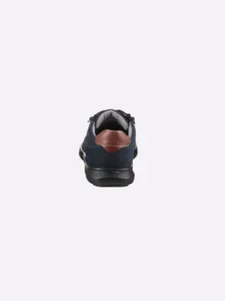 Sneaker für sehr kräftige Füße