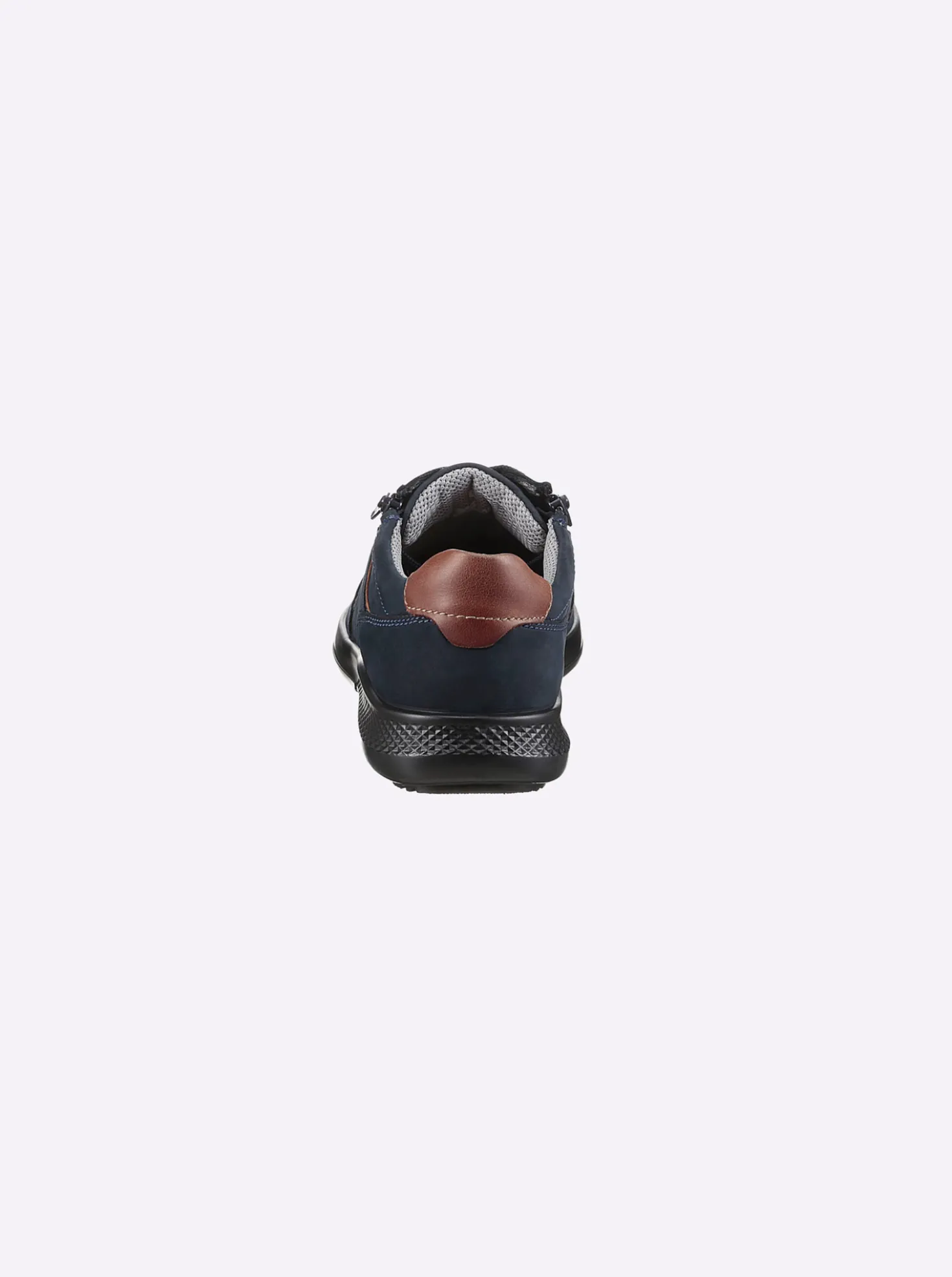 Sneaker für sehr kräftige Füße