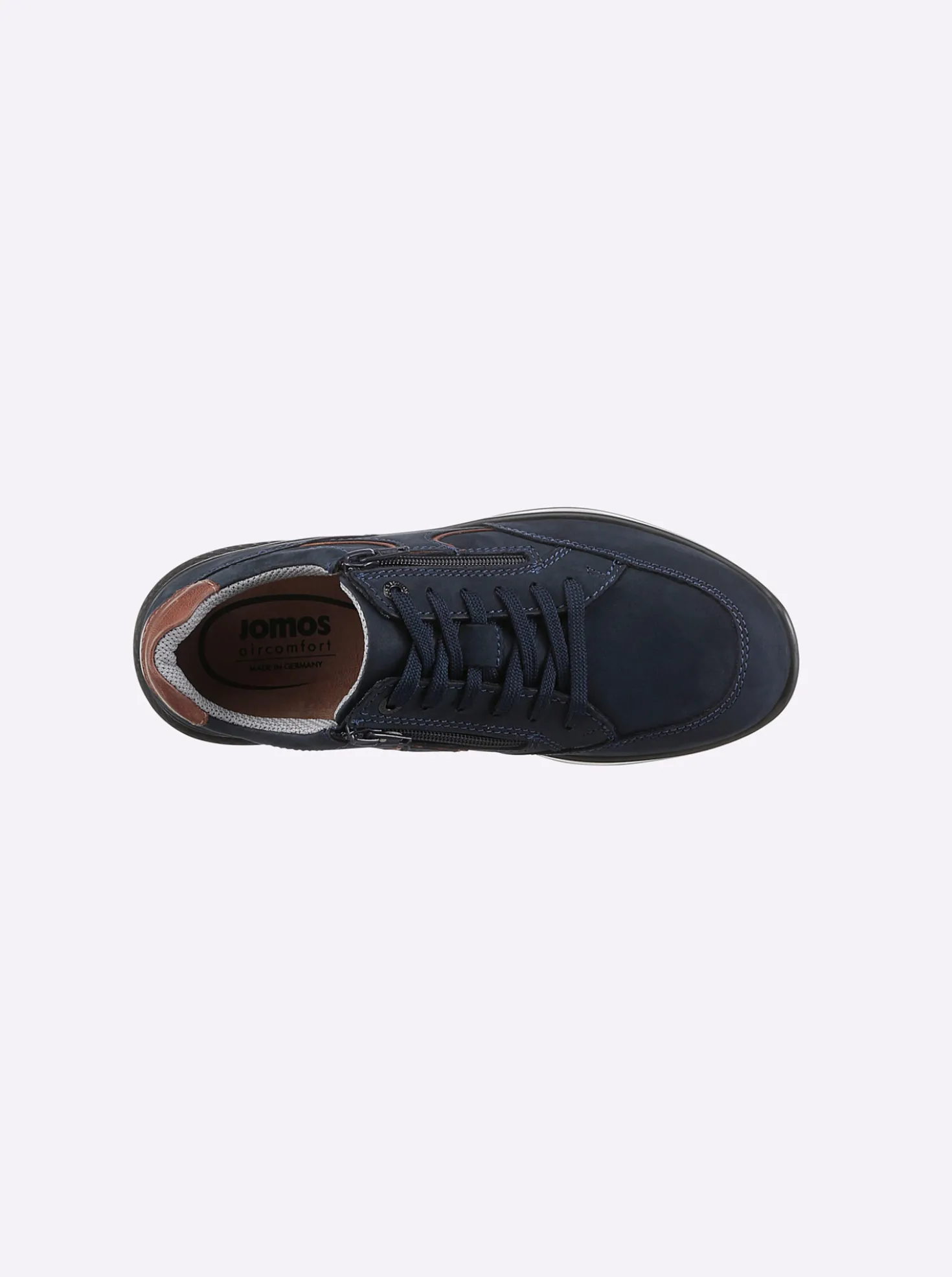 Sneaker für sehr kräftige Füße