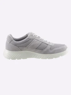 Sneaker in atmungsaktiver Qualität