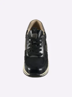 Sneaker mit kontrastfarbener Sohle, Weite H