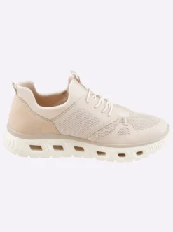 Sneaker mit leichter Sohle