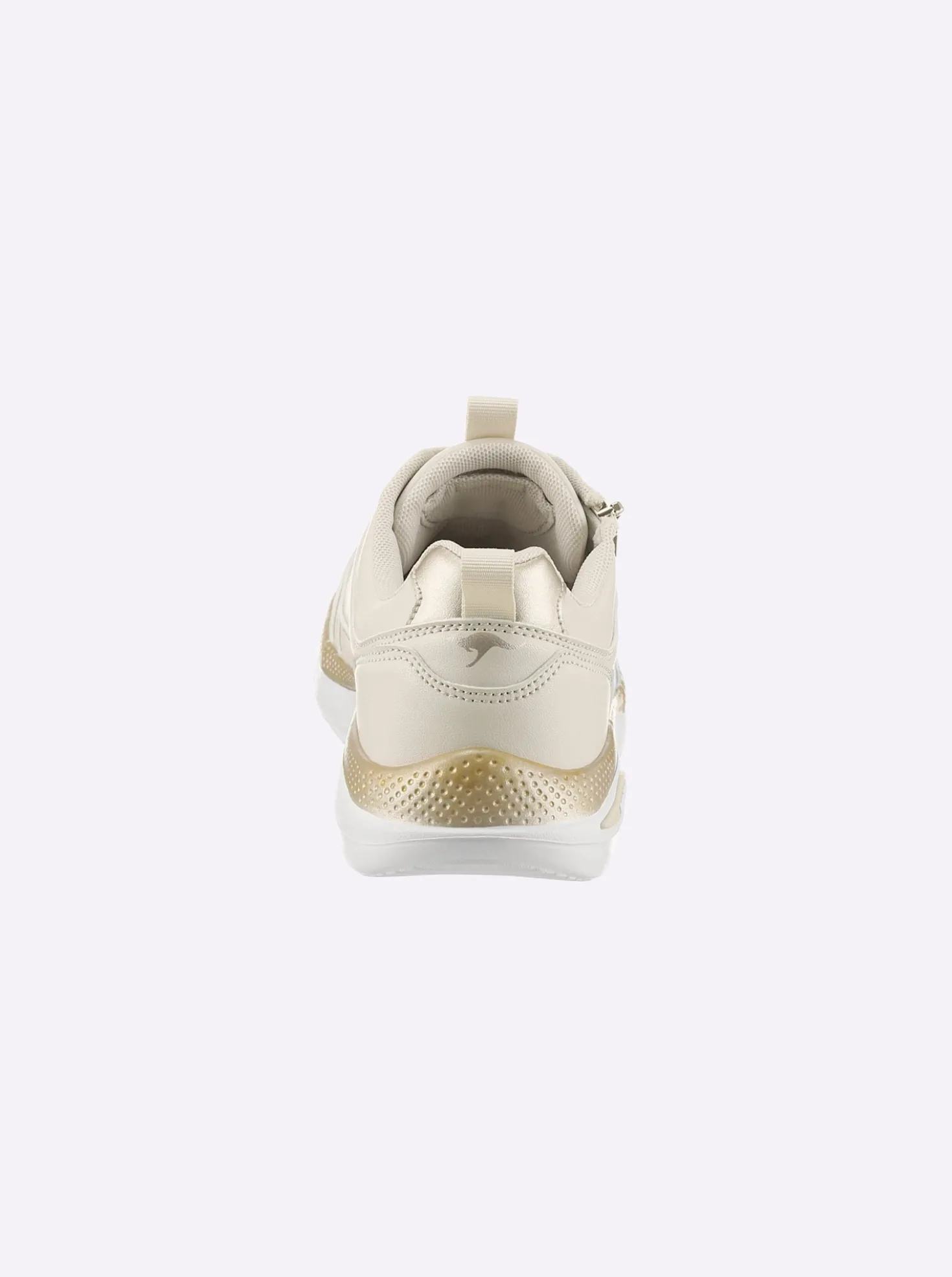 Sneaker mit metallisch schimmernden Akzenten