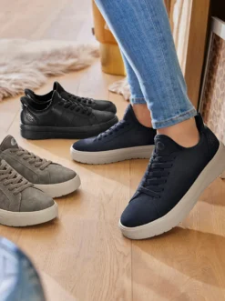 Sneaker zum einfachen Reinschlüpfen
