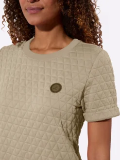 Sommerkleid im Jacquard-Muster