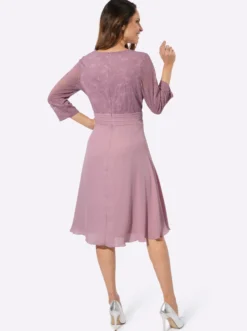 Spitzenkleid
