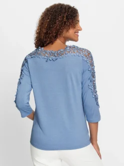Spitzenshirt mit U-Boot-Ausschnitt