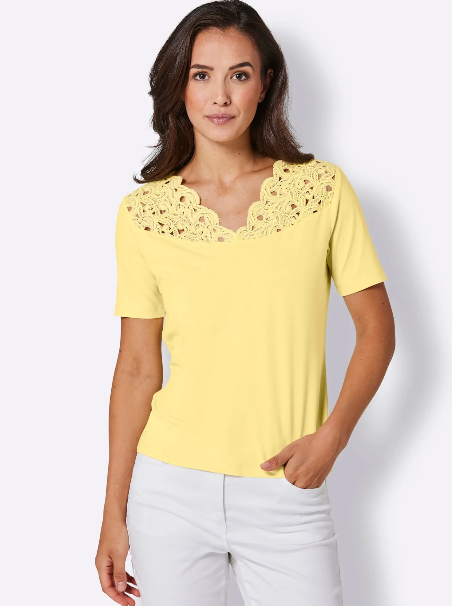 Spitzenshirt mit V-Ausschnitt