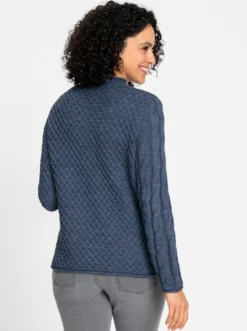 Stehkragenpullover im Strickmuster-Mix