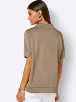 Stehkragenshirt in weichem Material