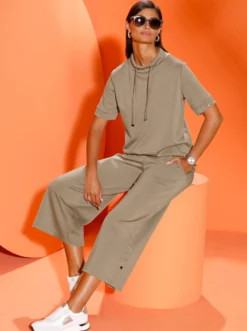 Stehkragenshirt in weichem Material