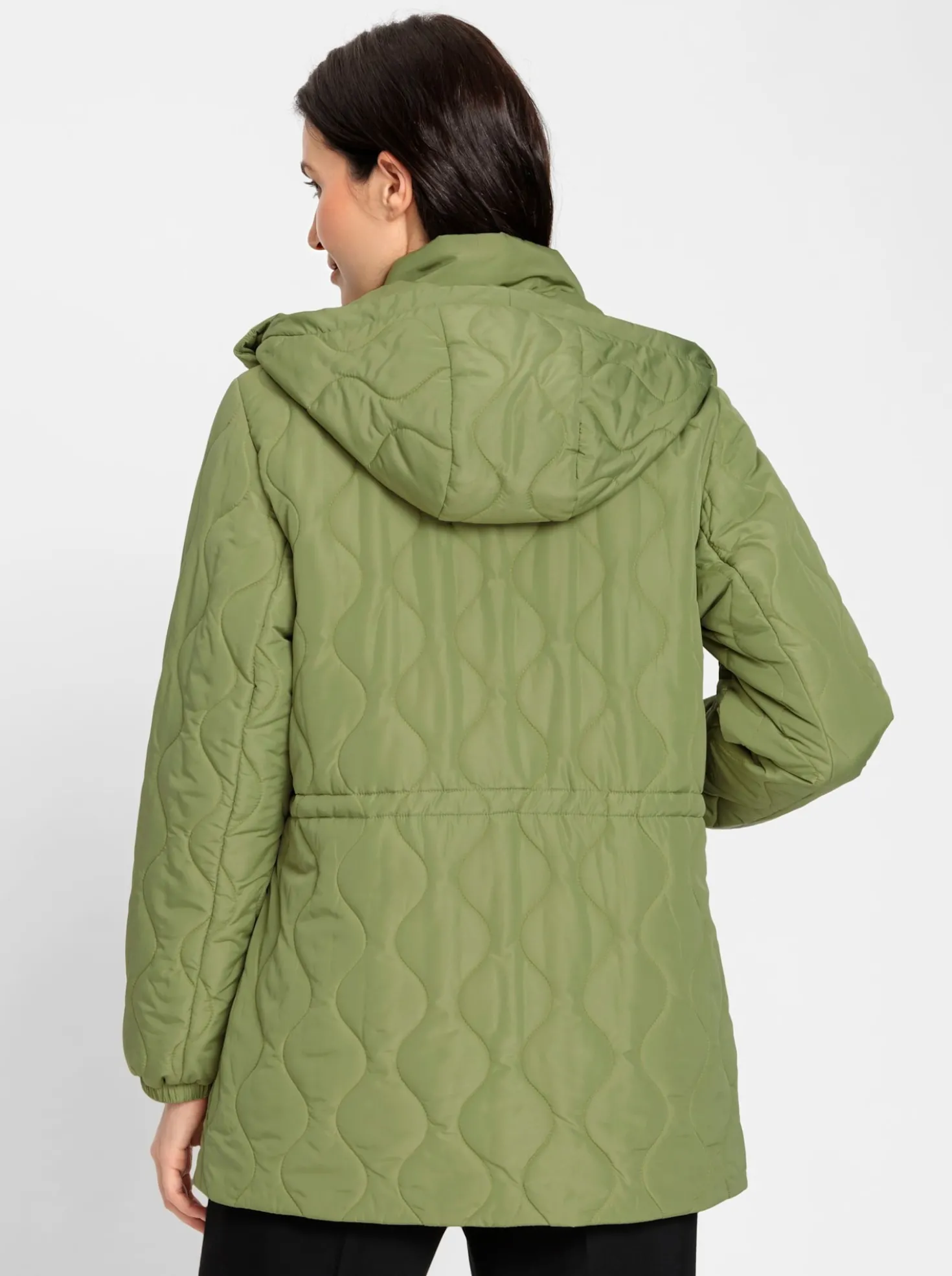Steppjacke mit abnehmbarer Kapuze