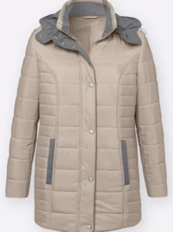 Steppjacke mit abnehmbarer Kapuze