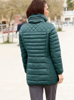 Steppjacke mit dezentem Glanz